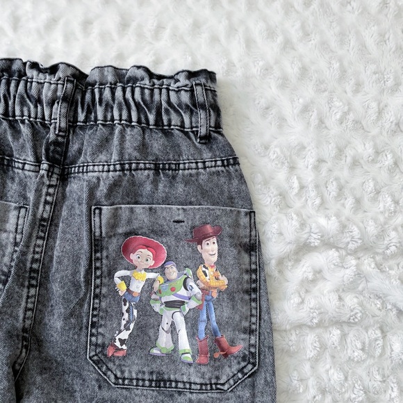 ❌SOLD❌NWT- ZARA Disney Pixar Toy Story High Rise Jeans - Picture 5 of 12